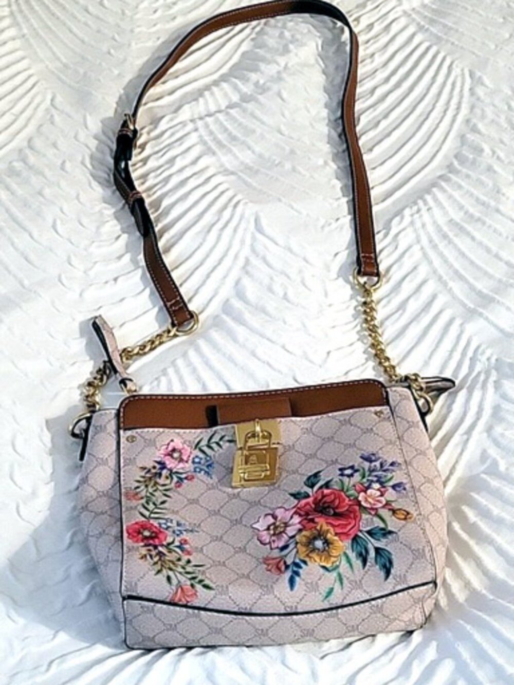 Bag FLORAL pattern STEVE MADDEN Crossbody leather strap with gold chain